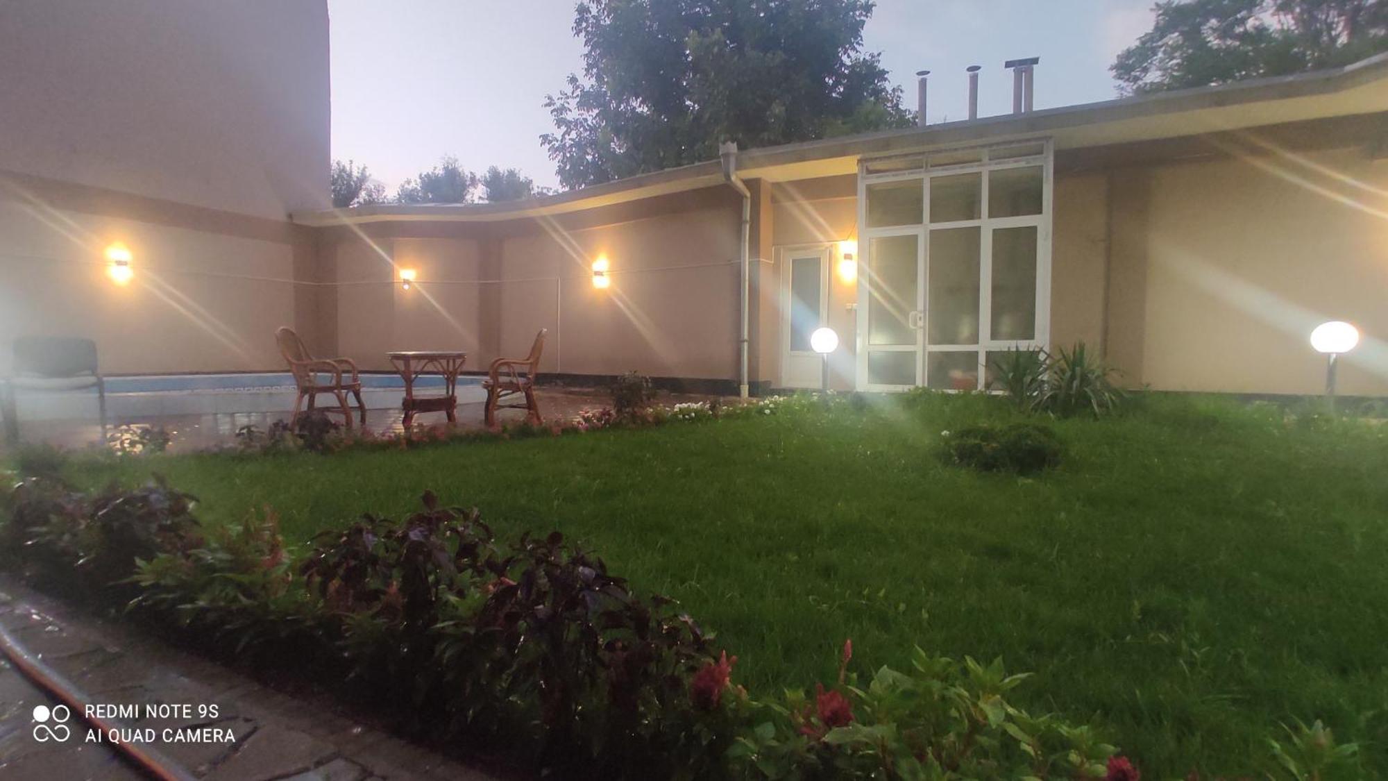 Rakat Hostel Tachkent Extérieur photo